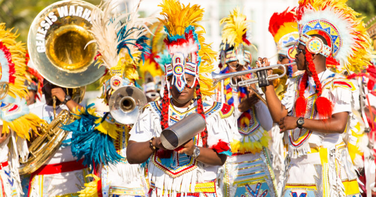 bahamas-carnival-parade